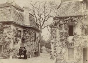 Entrée de la Doges : Maurice et Marie de Palézieux avec leurs enfants. fin XIXe siècle. Collection PSSV.